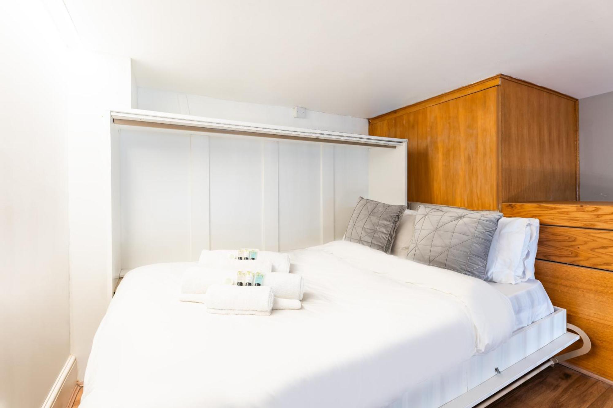 Luxury One Bedroom Flat In Westbourne Terrace Londra Exterior foto