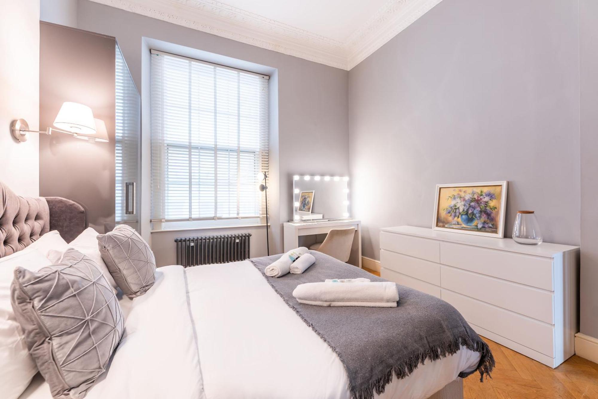 Luxury One Bedroom Flat In Westbourne Terrace Londra Exterior foto