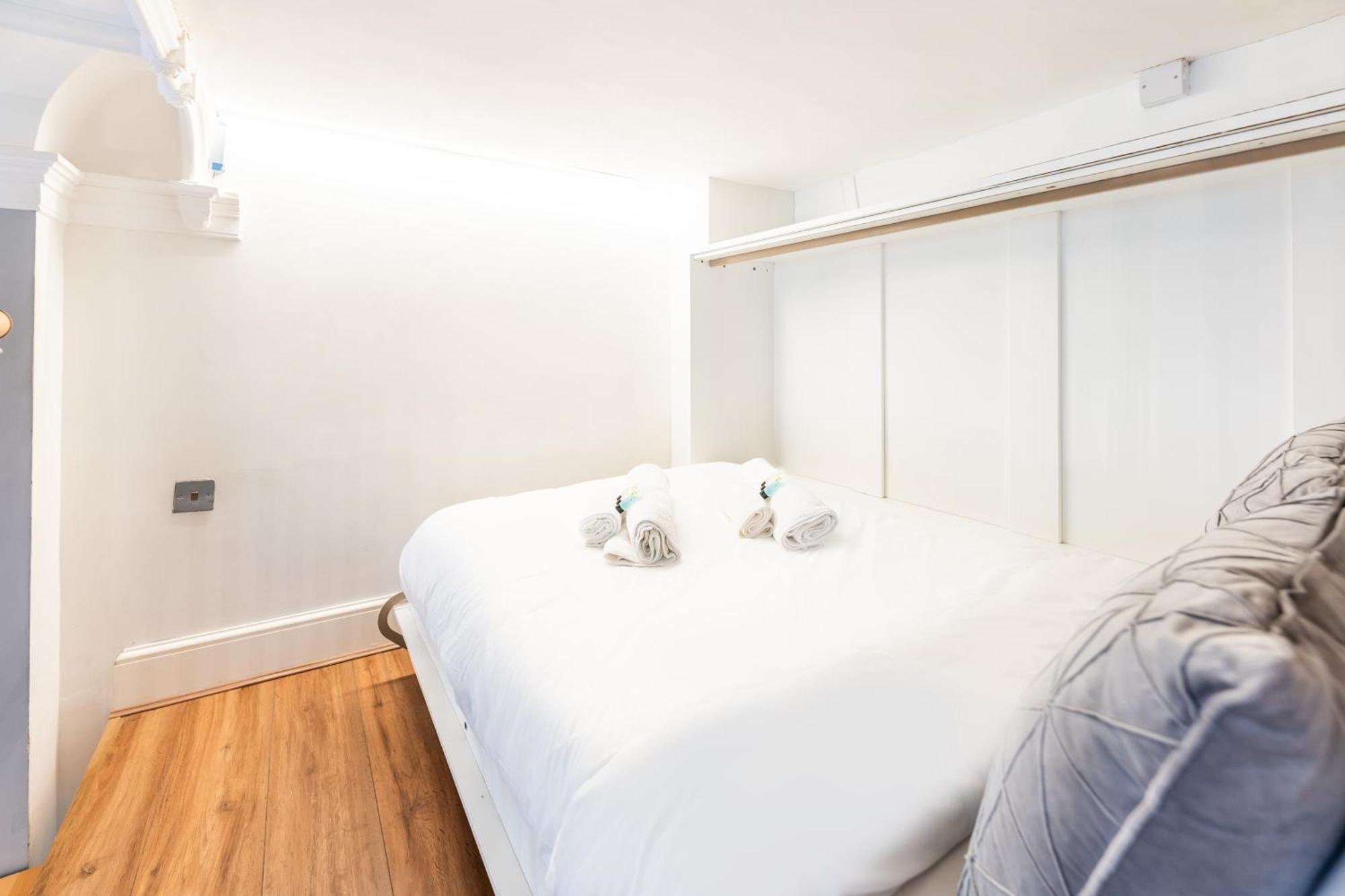 Luxury One Bedroom Flat In Westbourne Terrace Londra Exterior foto